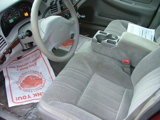 Chevrolet Impala 2001 photo 4