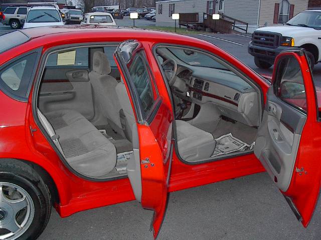 Chevrolet Impala 2001 photo 4