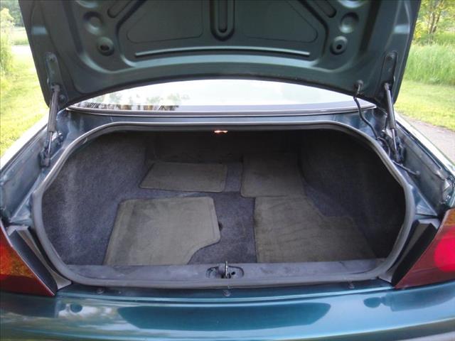 Chevrolet Impala 2001 photo 13