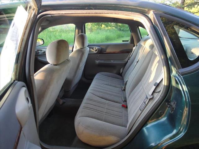Chevrolet Impala 2001 photo 15