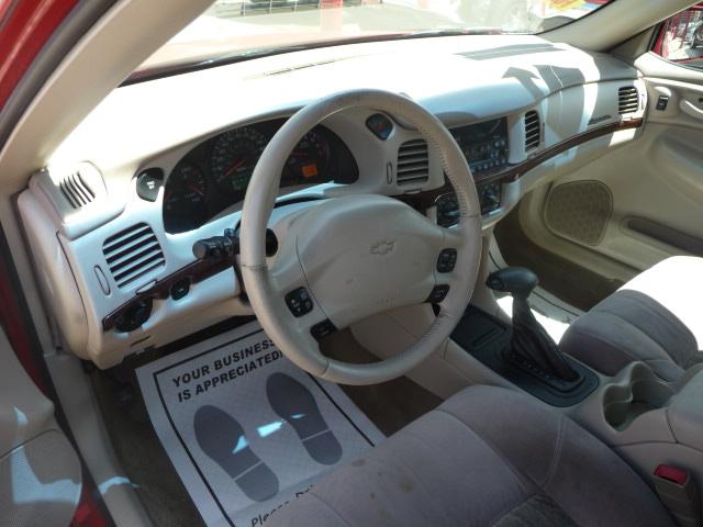 Chevrolet Impala 2001 photo 4