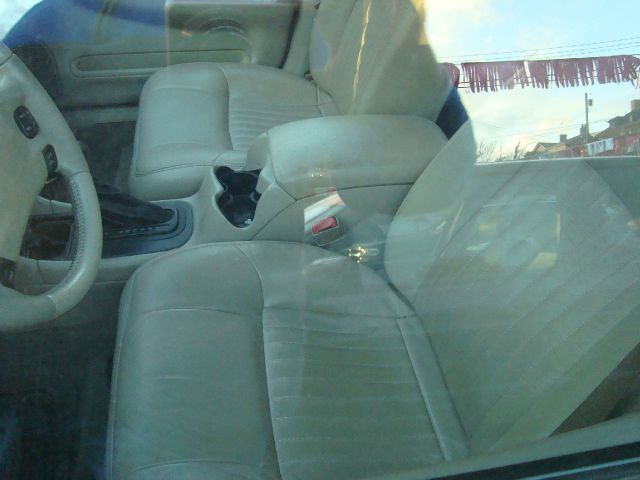 Chevrolet Impala 2002 photo 2