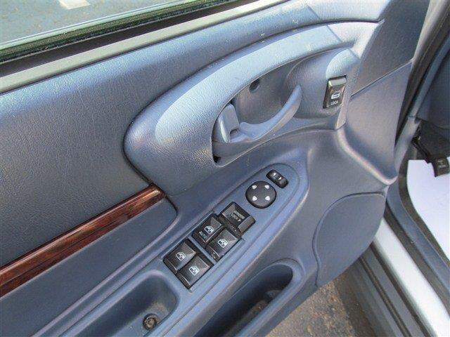 Chevrolet Impala Base Sedan