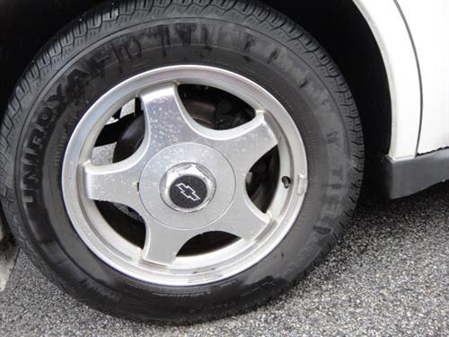 Chevrolet Impala 2003 photo 3