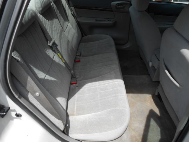 Chevrolet Impala 2003 photo 15