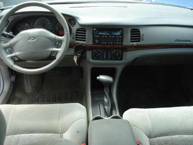 Chevrolet Impala 2003 photo 18