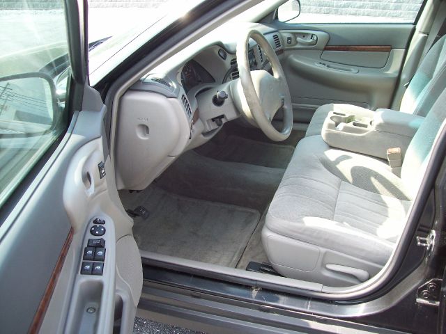 Chevrolet Impala 2003 photo 2