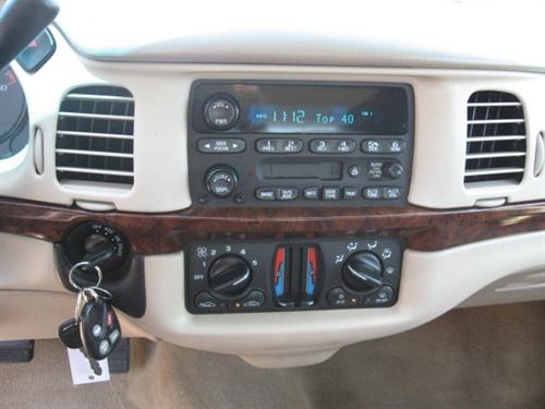 Chevrolet Impala 2003 photo 3