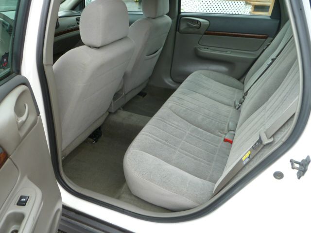 Chevrolet Impala Base Sedan