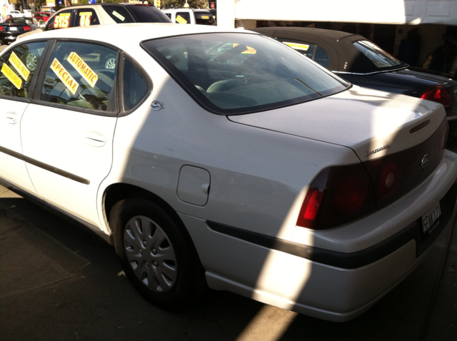 Chevrolet Impala Base Sedan