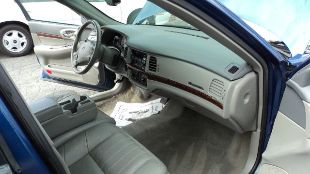 Chevrolet Impala 2003 photo 18