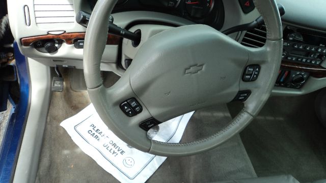 Chevrolet Impala 2003 photo 24