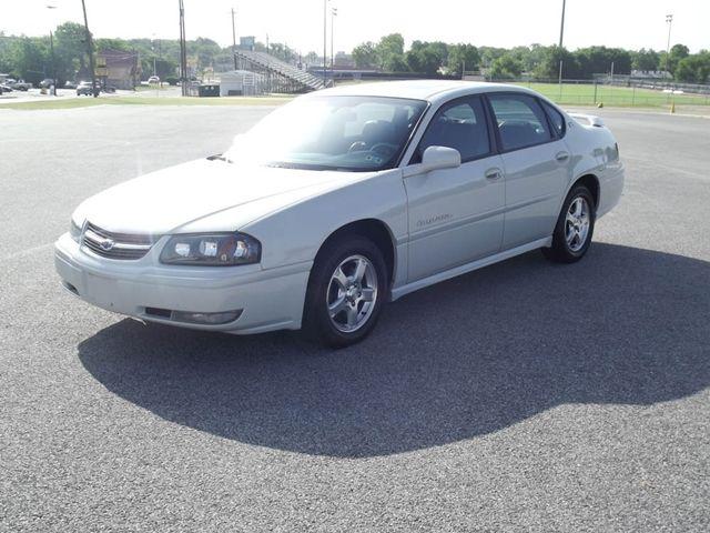 Chevrolet Impala 2004 photo 2