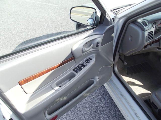 Chevrolet Impala 2004 photo 5