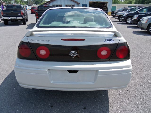 Chevrolet Impala 2004 photo 2