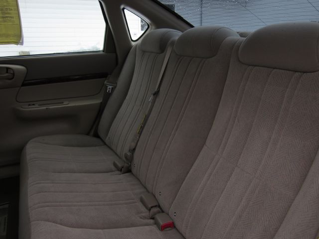 Chevrolet Impala Base Sedan