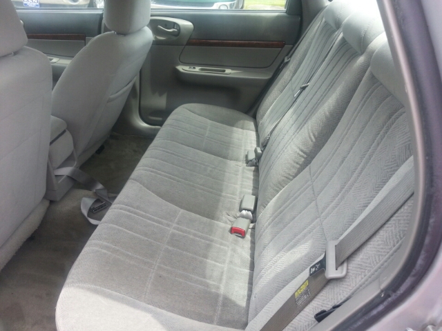 Chevrolet Impala Base Sedan