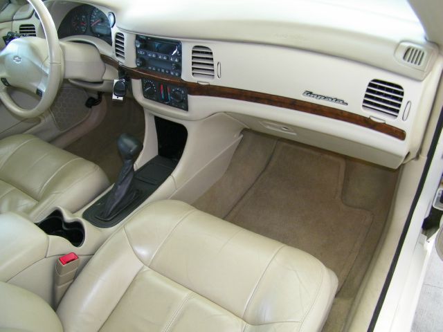 Chevrolet Impala 2004 photo 12