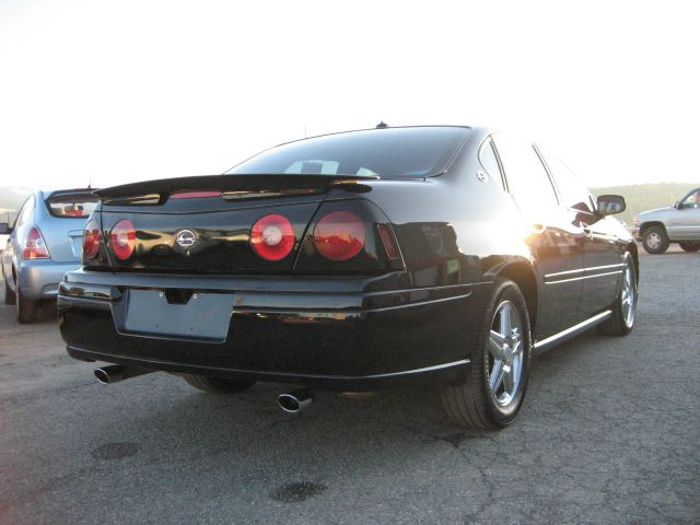 Chevrolet Impala 2004 photo 3