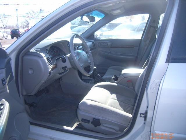 Chevrolet Impala 2004 photo 4