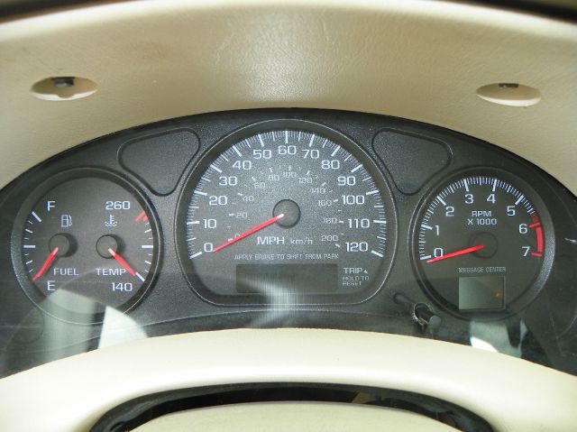 Chevrolet Impala 2004 photo 9