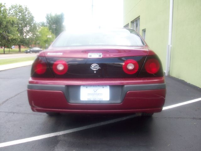 Chevrolet Impala Base Sedan