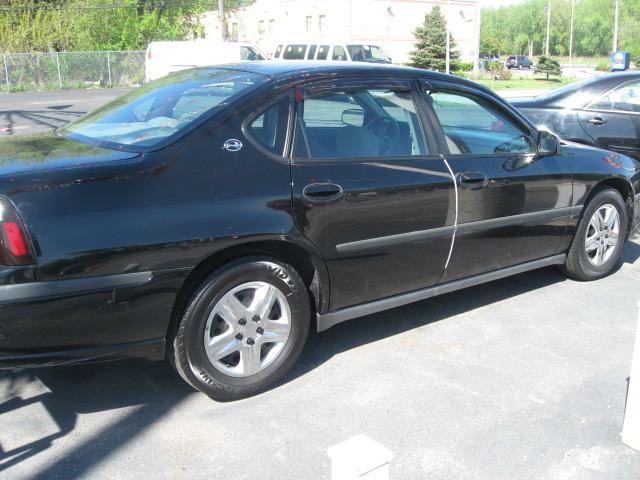 Chevrolet Impala Base Sedan