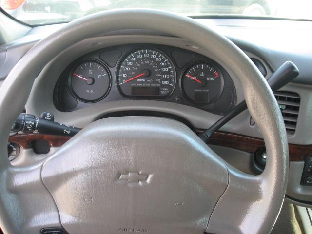 Chevrolet Impala 2005 photo 2