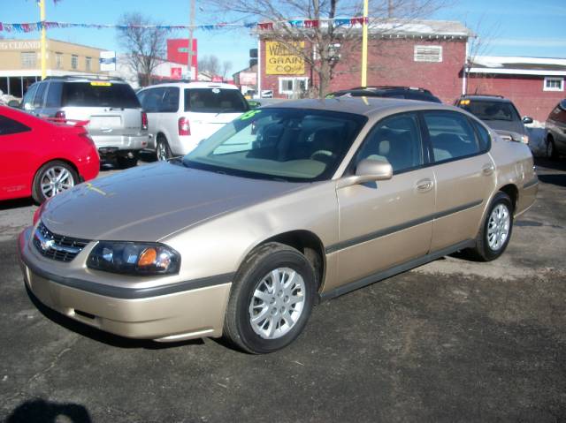 Chevrolet Impala Base Sedan