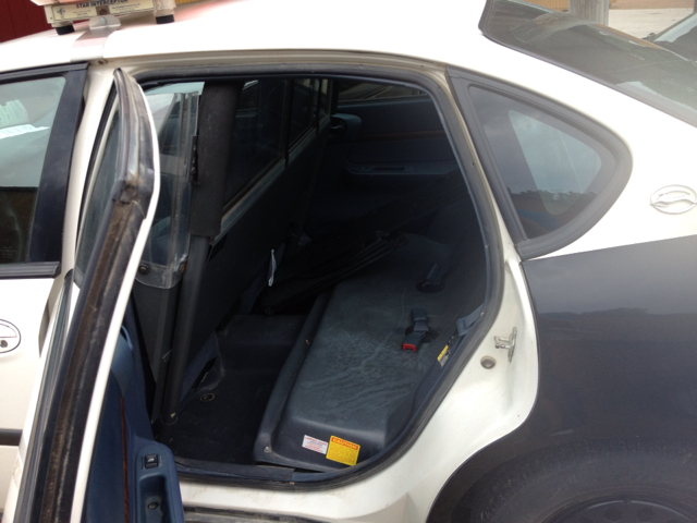 Chevrolet Impala Lariet Sedan