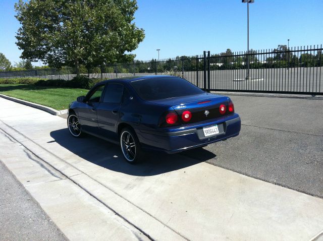 Chevrolet Impala Base Sedan