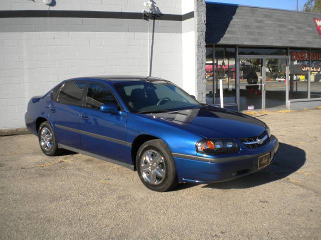 Chevrolet Impala Base Sedan
