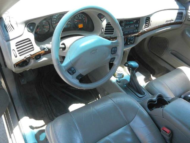 Chevrolet Impala 2005 photo 2