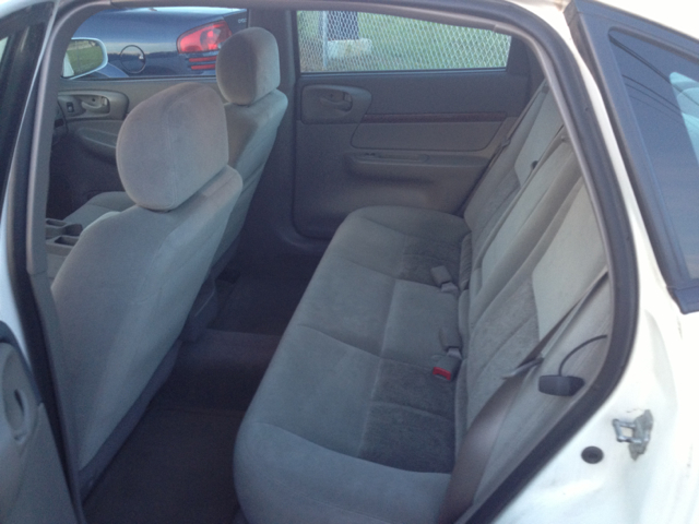 Chevrolet Impala 2005 photo 2