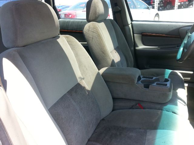 Chevrolet Impala Base Sedan