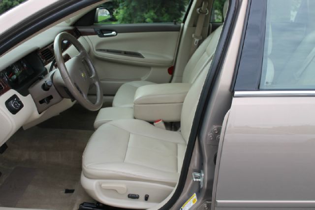 Chevrolet Impala SLE SLT WT Sedan