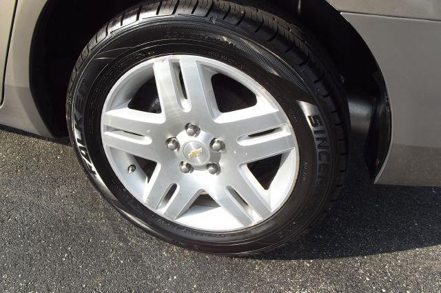 Chevrolet Impala 2006 photo 2