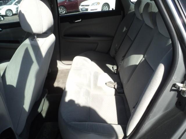 Chevrolet Impala 2007 photo 2