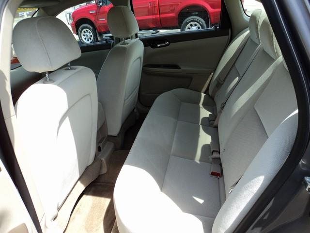 Chevrolet Impala 2007 photo 2