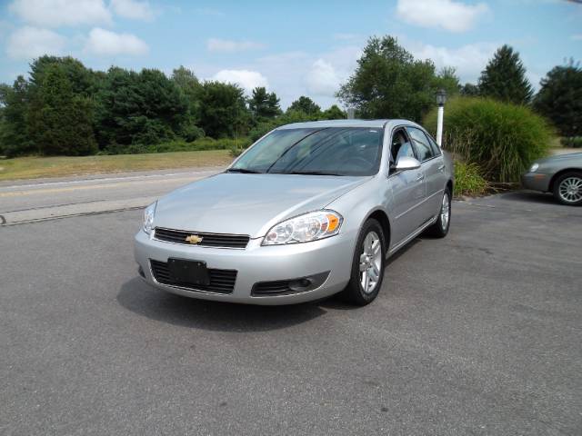 Chevrolet Impala SLE SLT WT Sedan