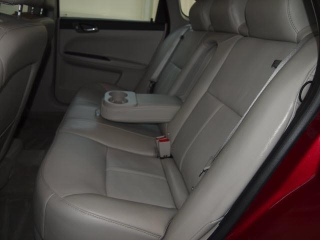 Chevrolet Impala 2007 photo 2