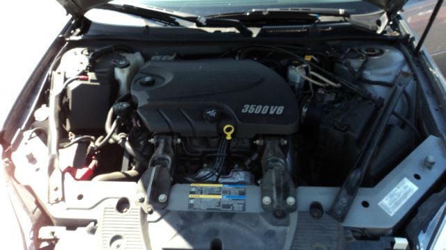 Chevrolet Impala Crew-long-drw-6.6l Diesel-4wd-one Owner Sedan