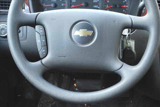 Chevrolet Impala 2007 photo 2