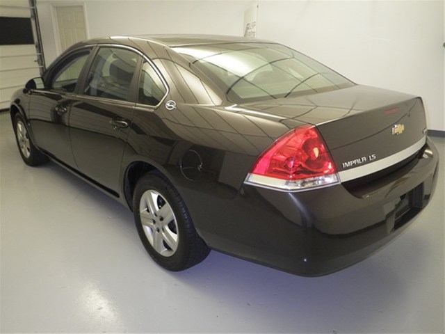 Chevrolet Impala 2008 photo 2