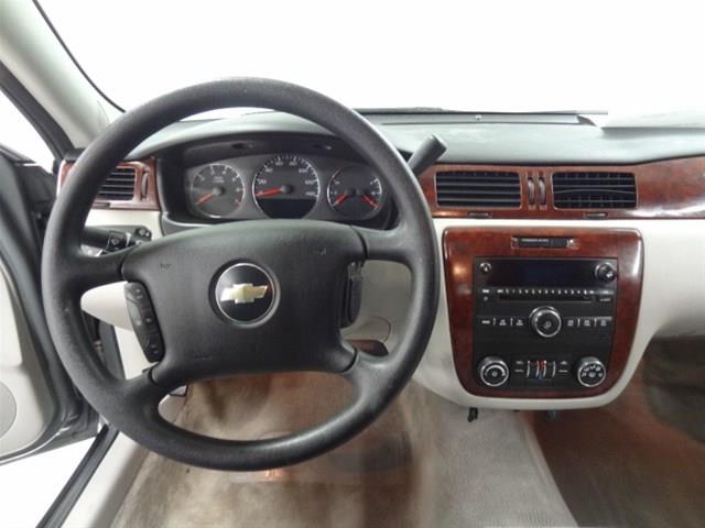 Chevrolet Impala 2008 photo 14