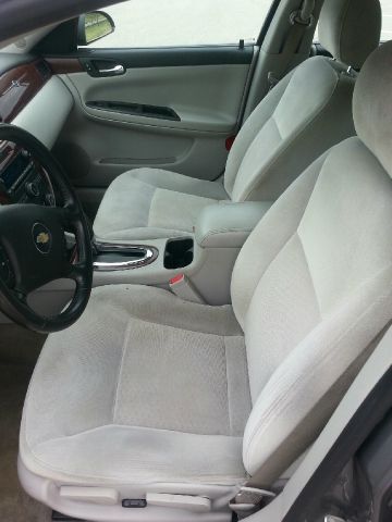 Chevrolet Impala SL1 Sedan