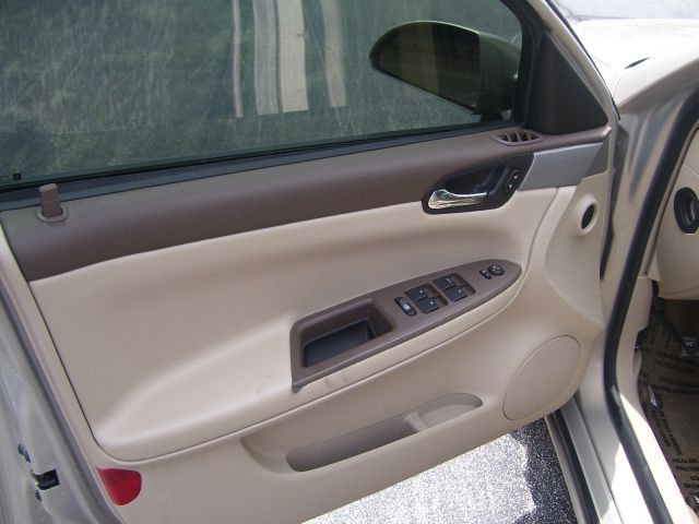 Chevrolet Impala 2008 photo 18