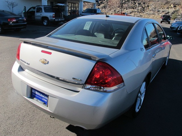 Chevrolet Impala 2008 photo 3
