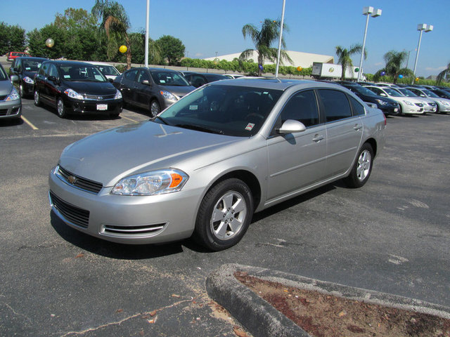 Chevrolet Impala 2008 photo 2