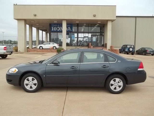Chevrolet Impala 2008 photo 4